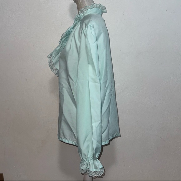 Vintage Mint Ruffled Lace Trim Top - Picture 5 of 11